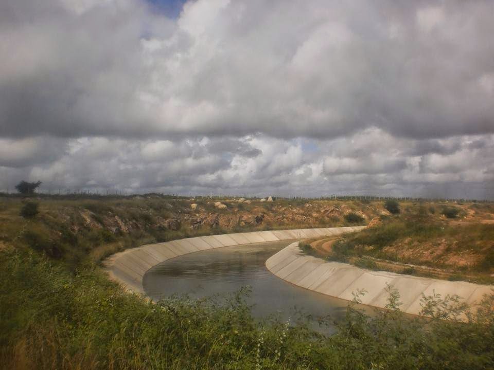 Canal de água